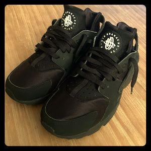 Nike Air Huarache Sz 9 GOOD condition w/Rep Box